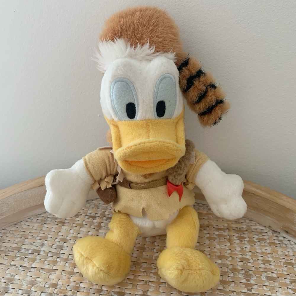 Vintage Disney Donald Duck Davy Crockett Frontierland Plush Collector